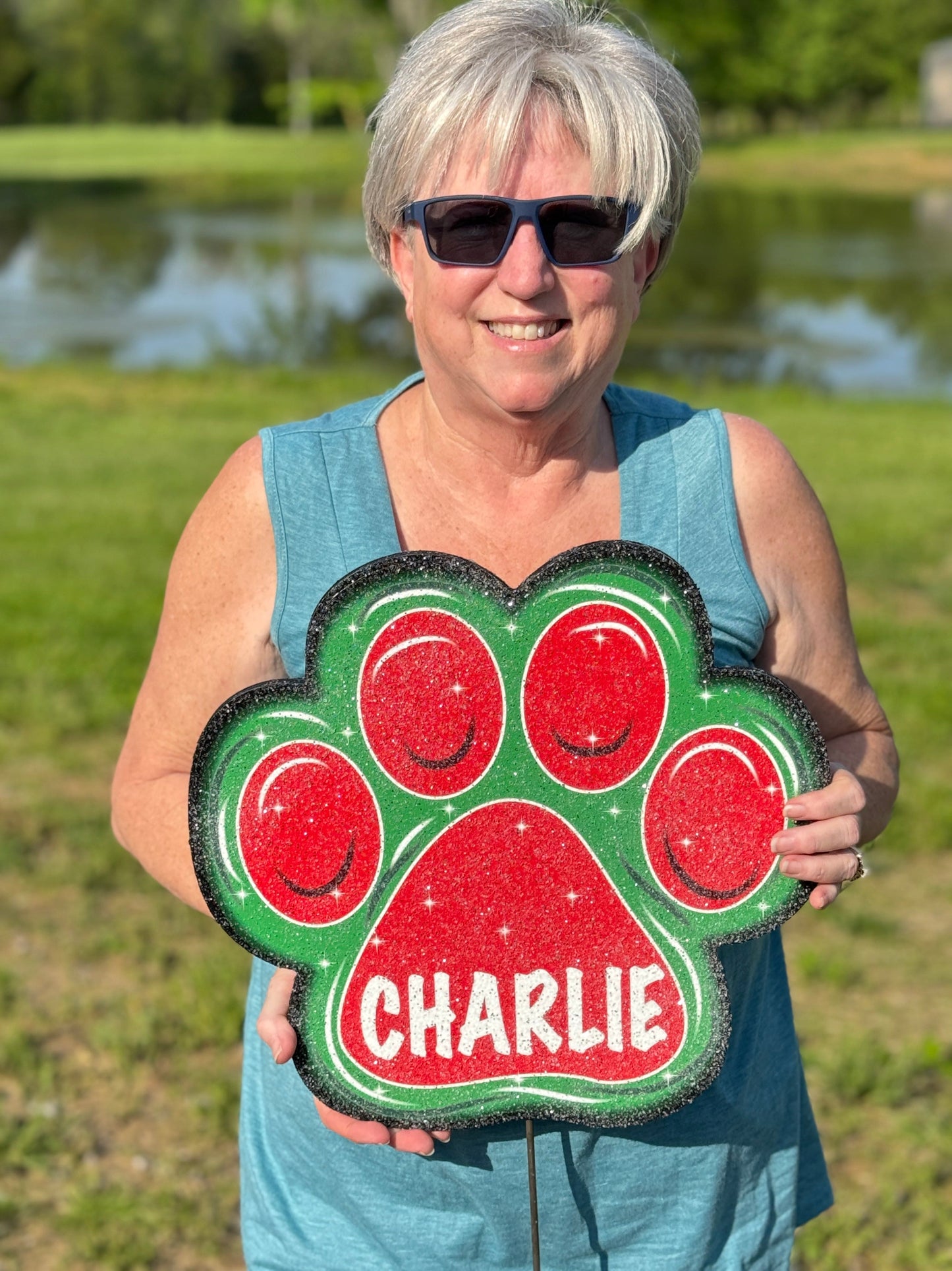 I Believe in Santa Paws Christmas Pole Sign with Pet Paw Signs
