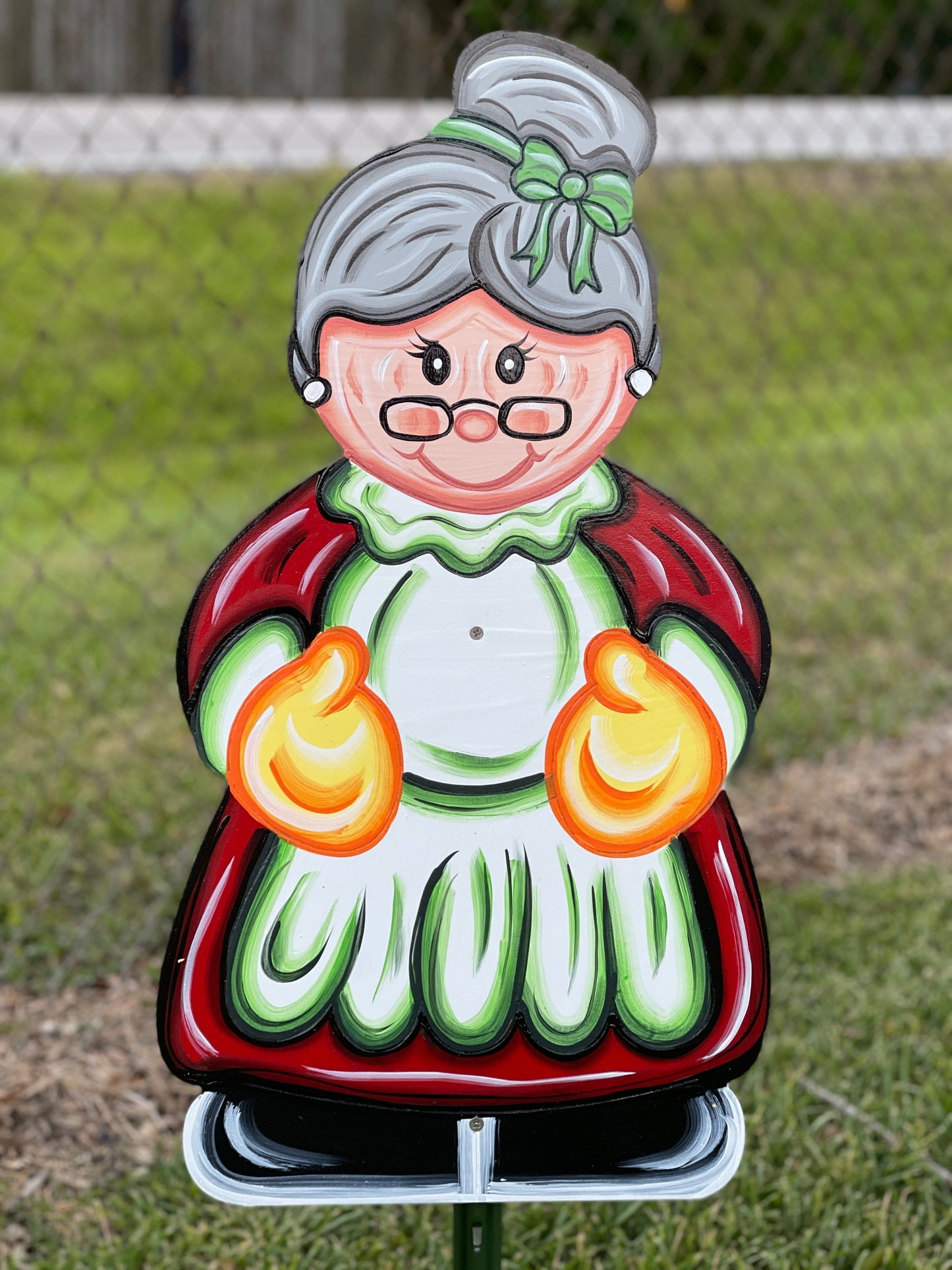 Simple Mrs. Clause DIY Christmas Blank