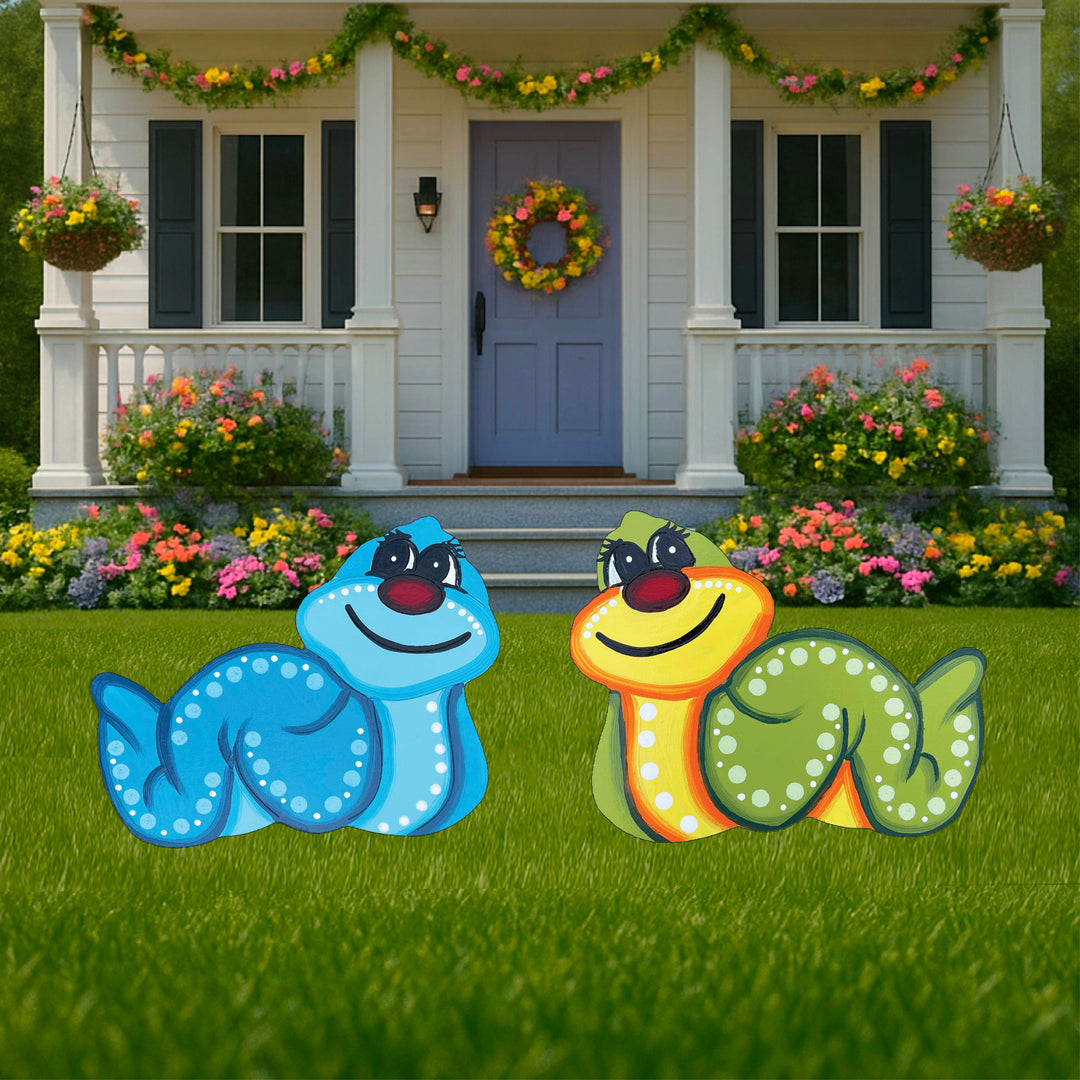 Green or Blue Spring Worm, Playful Turtle Sign Outdoor Decorations