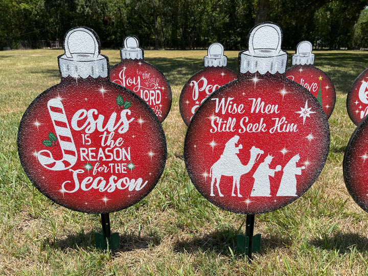 Christmas Bulbs Yard Art Decor