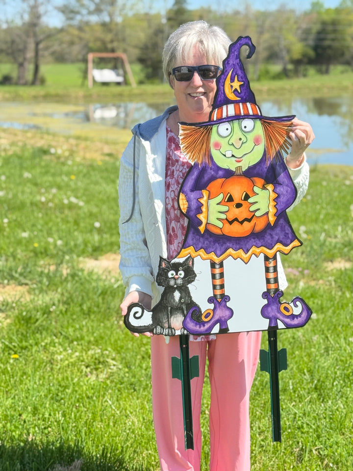 Wanda Witch Halloween Yard Art