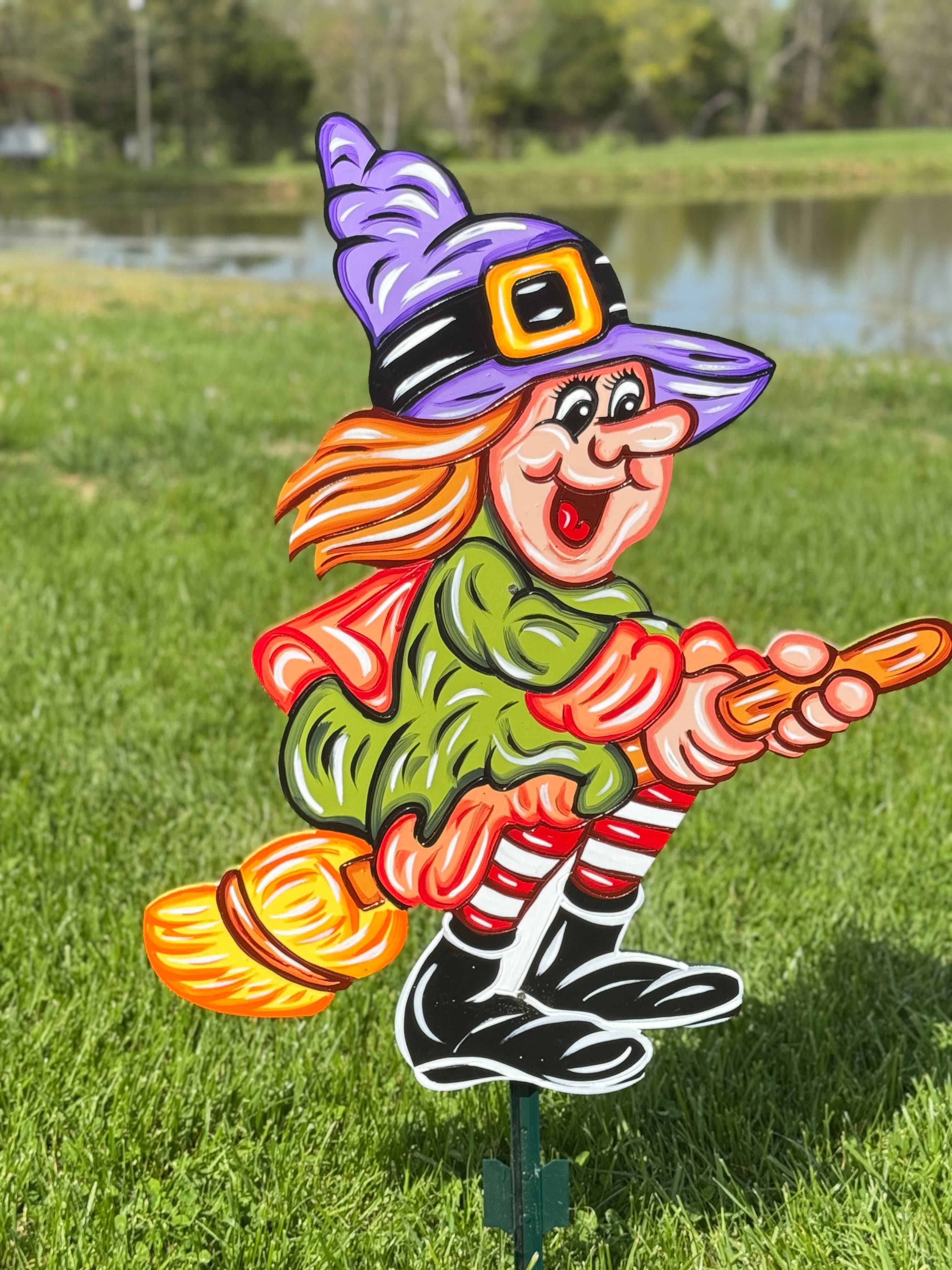 Witch flying on a Broom Outdoor Halloween Decor – Yard Art Decor