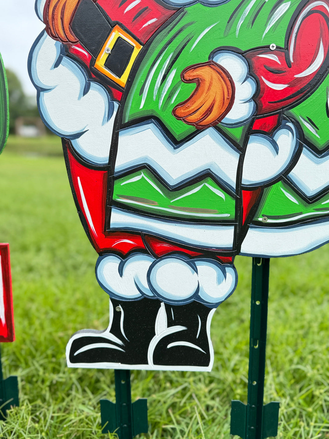 Mexican Santa with Serape & Christmas Cactus Yard Sign – Wooden Holiday Lawn Cutout | Hispanic Santa Outdoor Décor