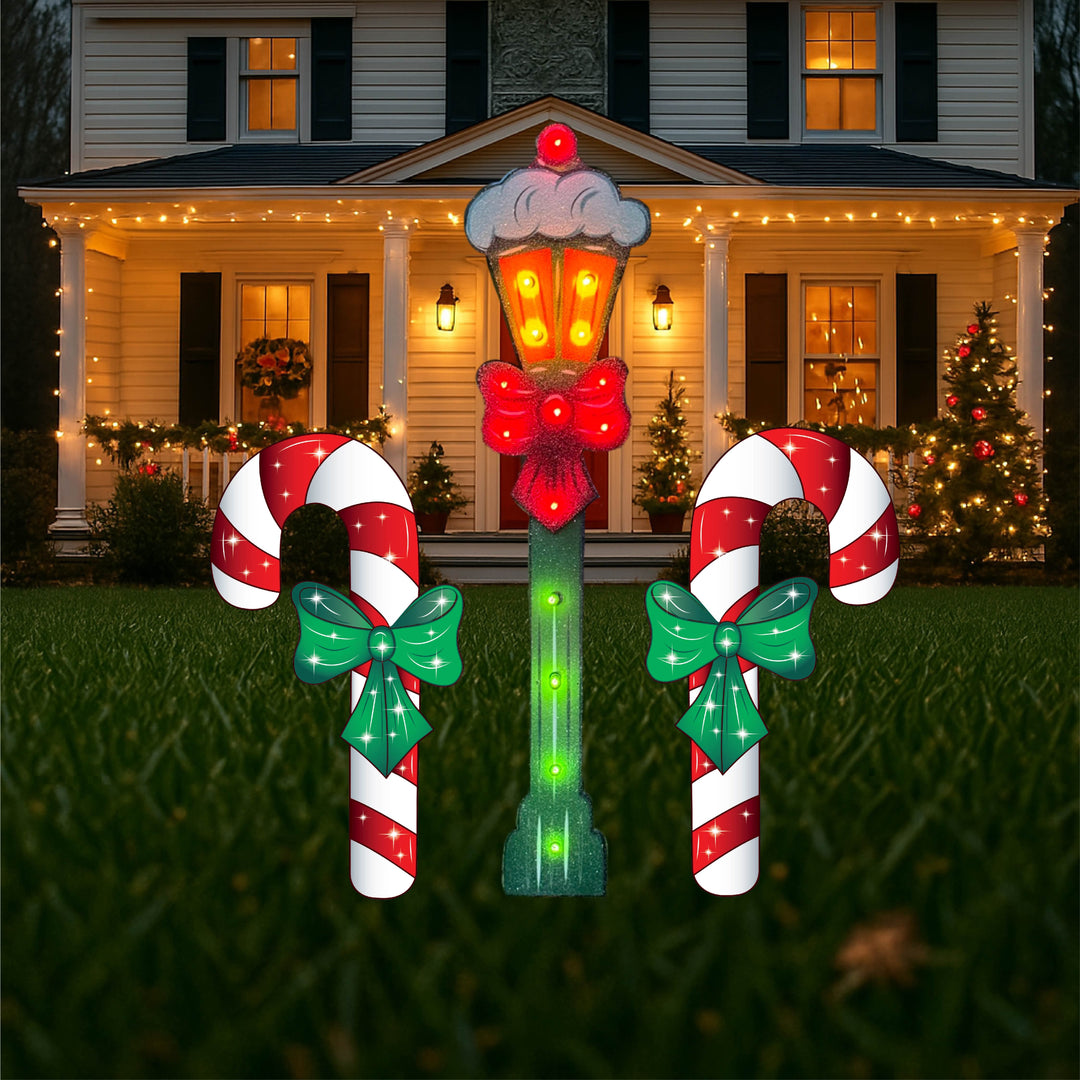 Lighted Lamp Post Christmas Yard Art