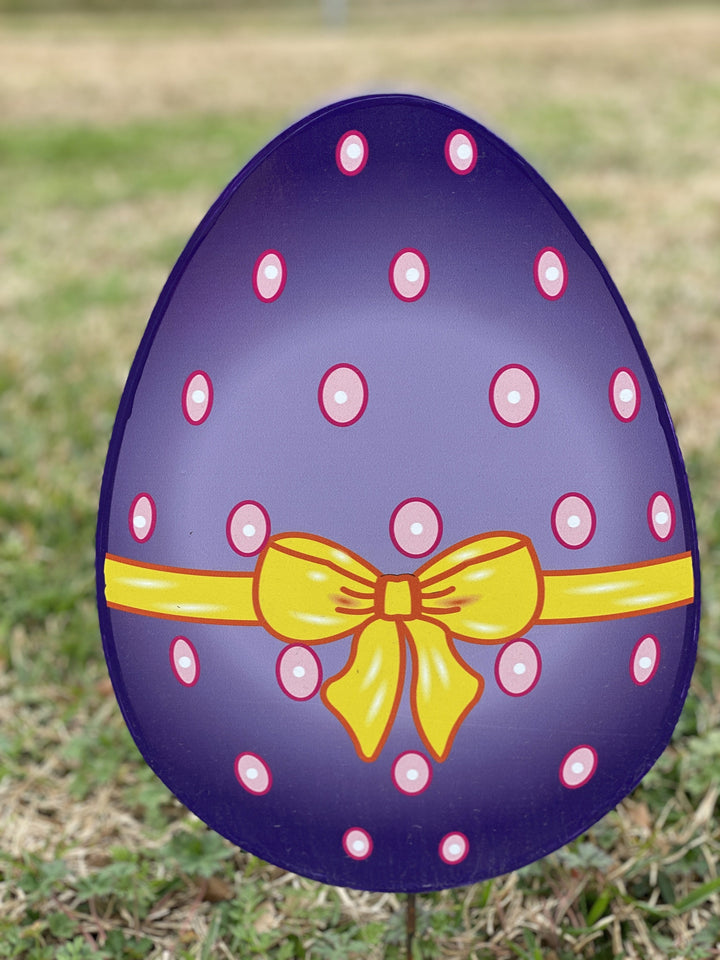 Easter yard art