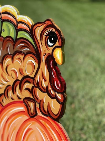 turkey on pumpkins painted yard art 