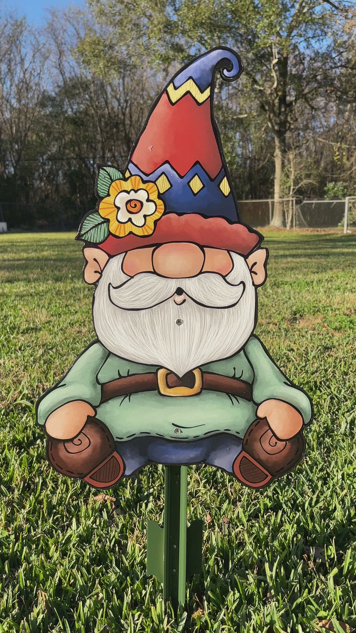 Sitting Garden Gnome Yard Sign Decoration