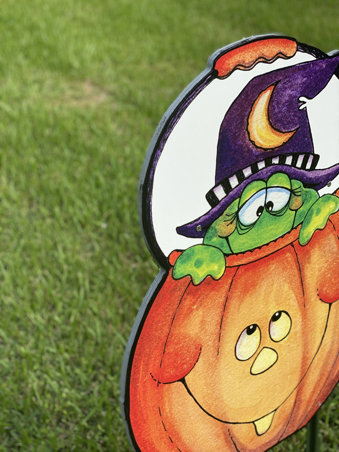 Frog and Pumpkin Halloween Yard Art