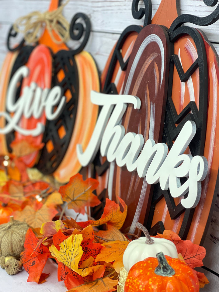 Give Thanks Self Sitter Fall Decor