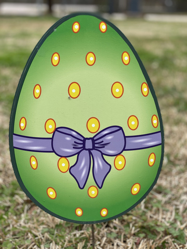Easter yard art