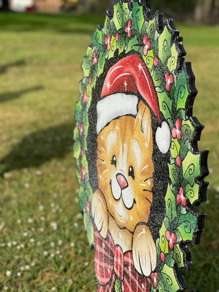 Christmas Kitty Wreath of Mistletoe and Bow Yard Art Decoration