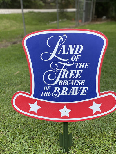 patriotic yard art