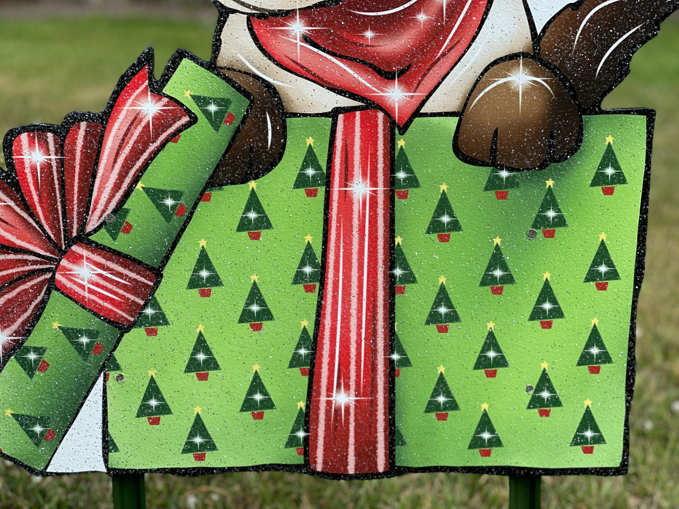 Christmas Smiling Kitty in Christmas box Yard Art