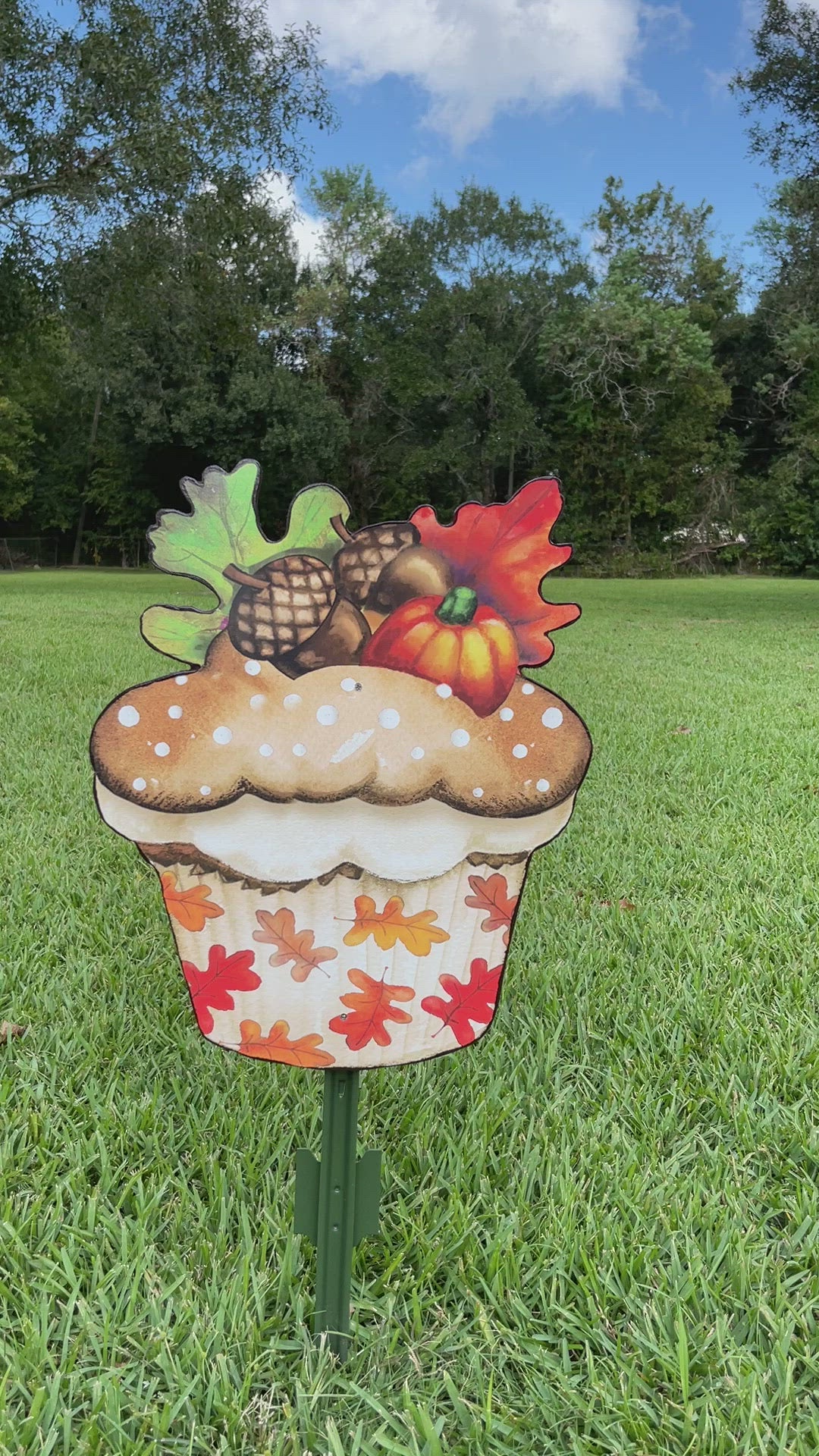 Fall CupCake with Fall Yard Art