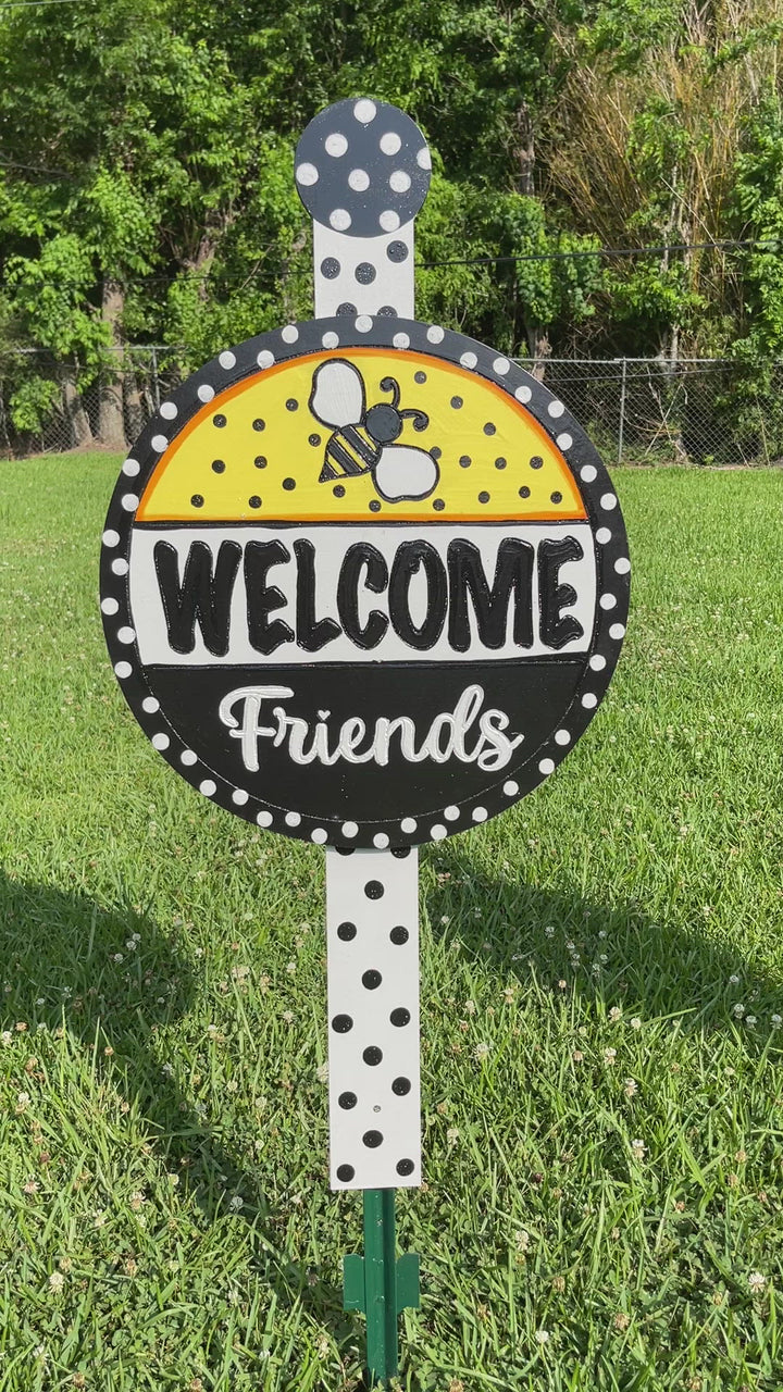 Bumble Bee Welcome Sign Yard Art Decoration