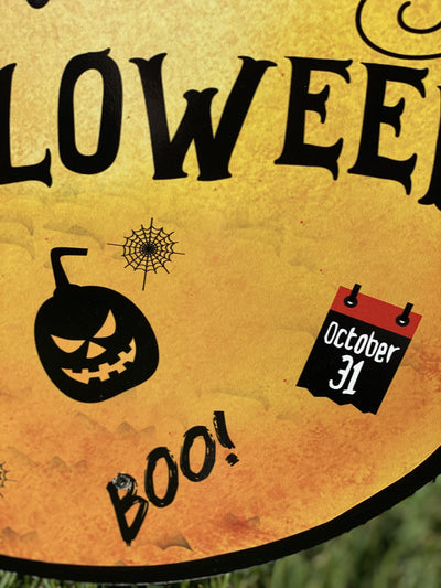 Outdoor Halloween Decor