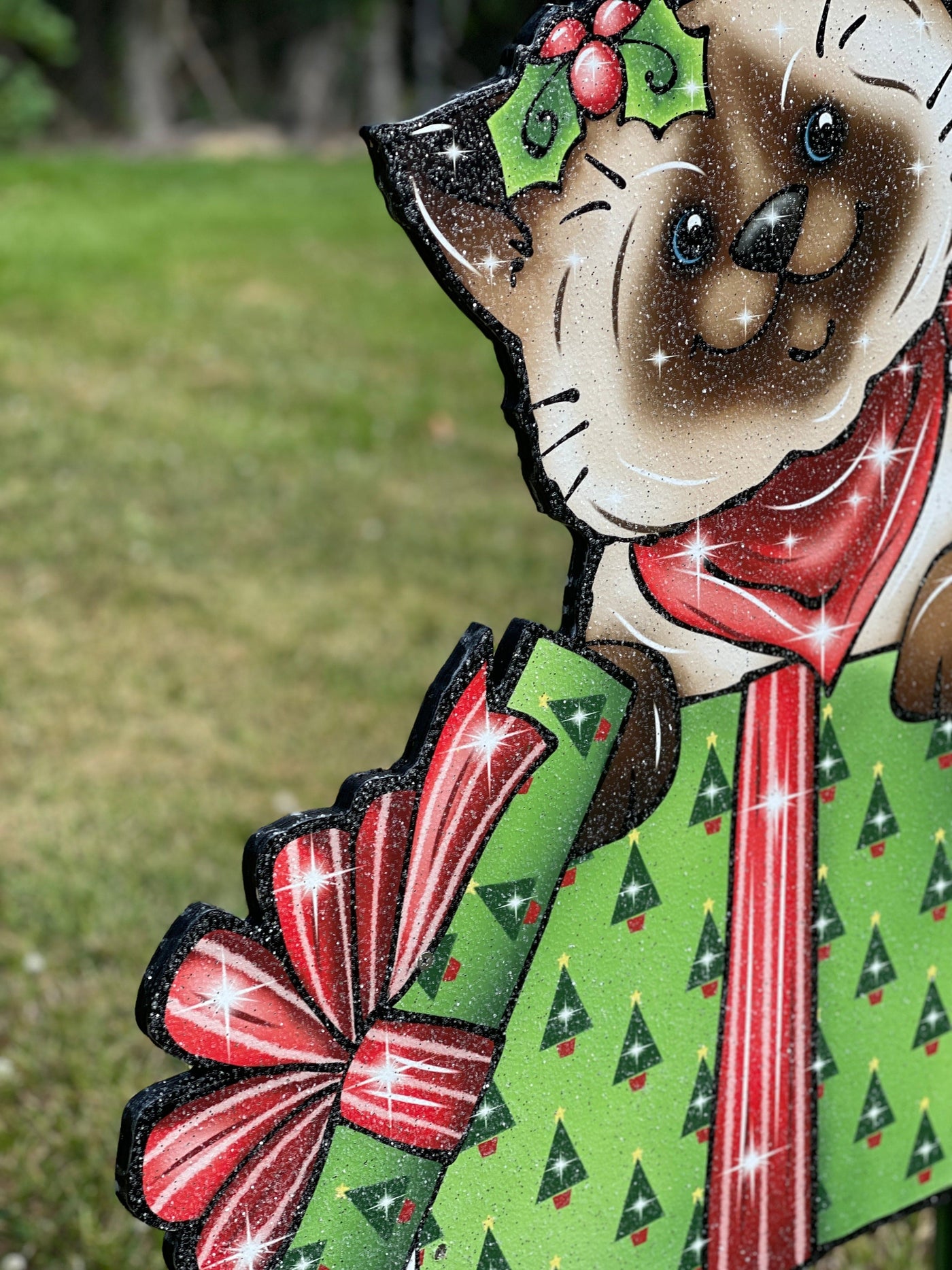 Christmas Smiling Kitty in Christmas box Yard Art