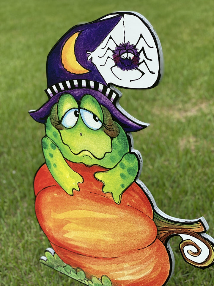 Frog Pumpkin Halloween yard art