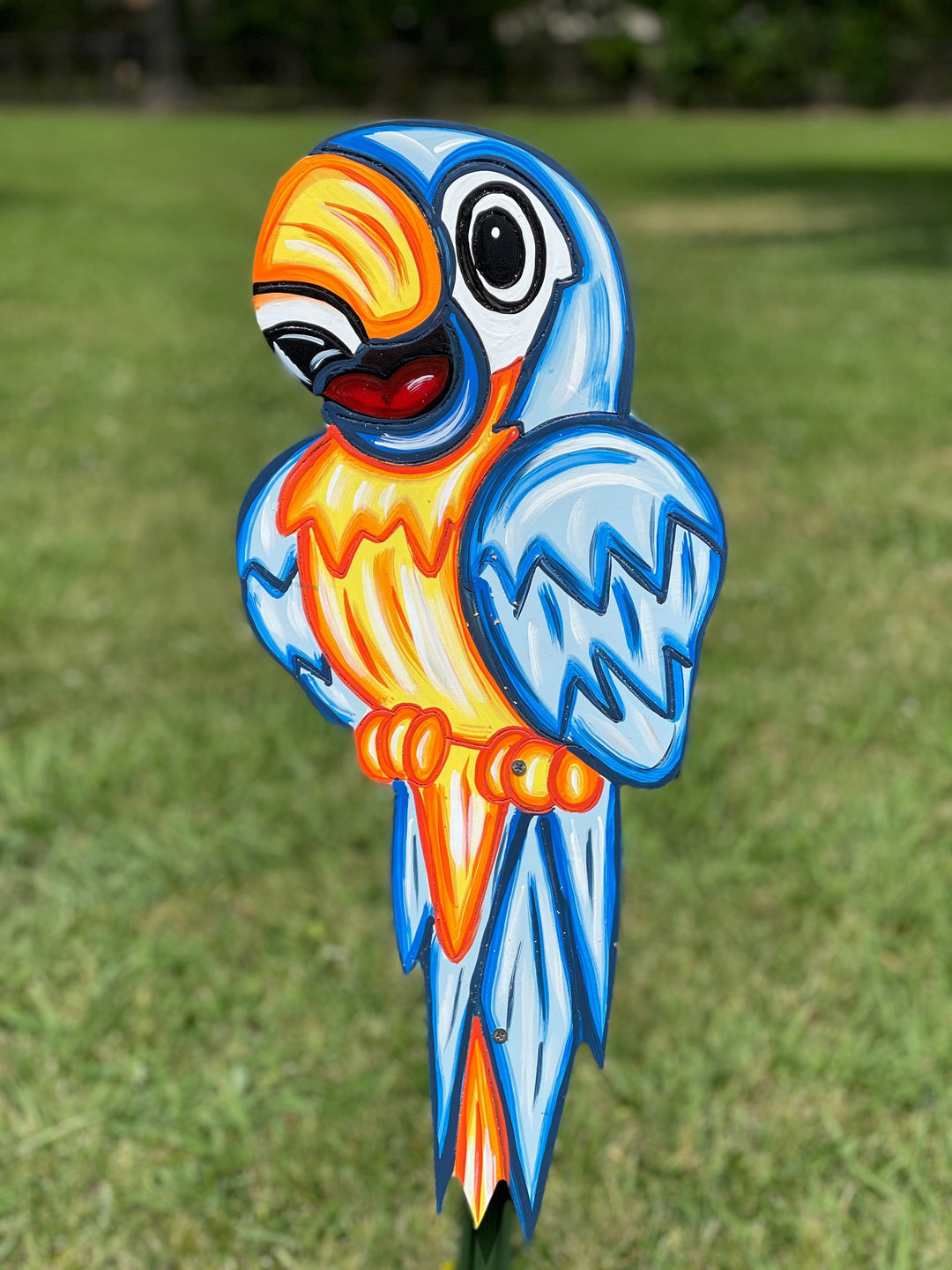 Blue parrot yard art decoration