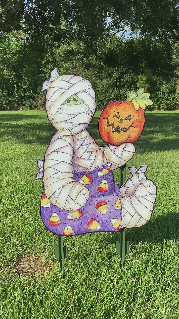 Outdoor Halloween Decor