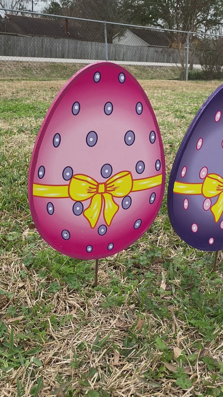 Easter yard art