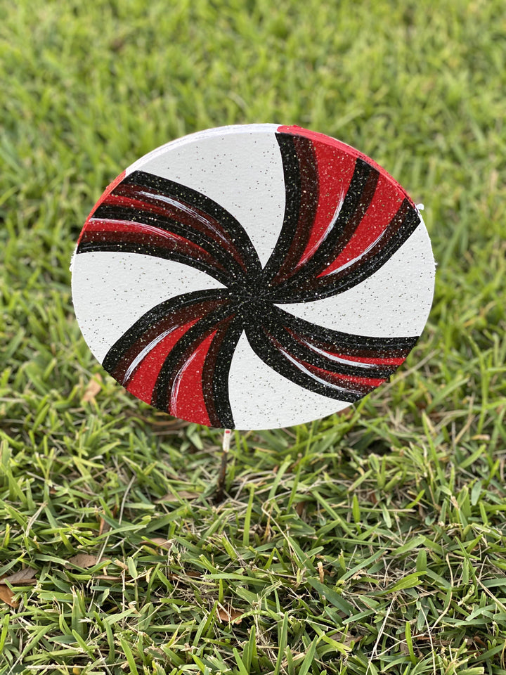 Christmas Peppermint painted yard art design