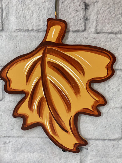fall leaf painted yard art design