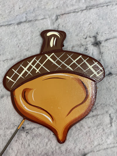 acorn painted yard art design