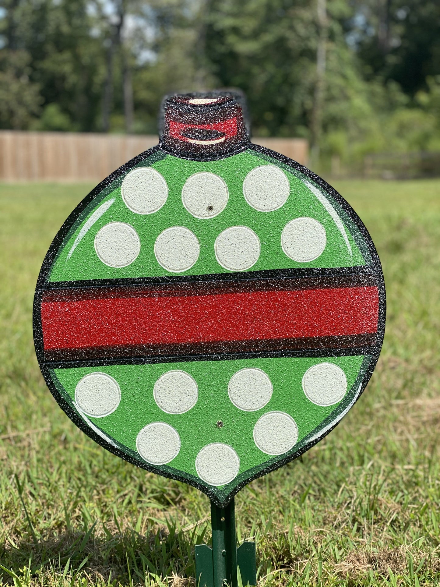 Green Polka Dot Bulb