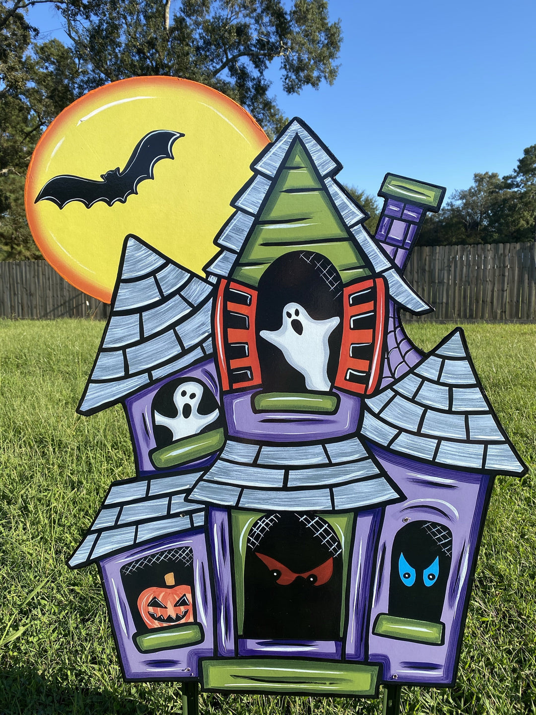 Haunted House Halloween Yard Art