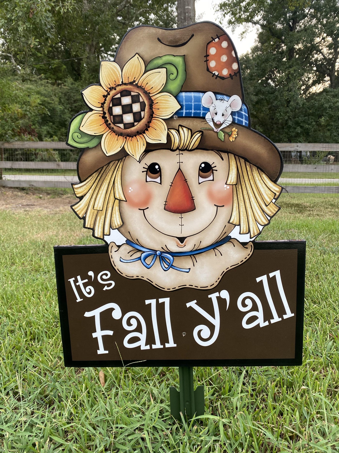 Scarecrow Face with Sign Fall Yard Art