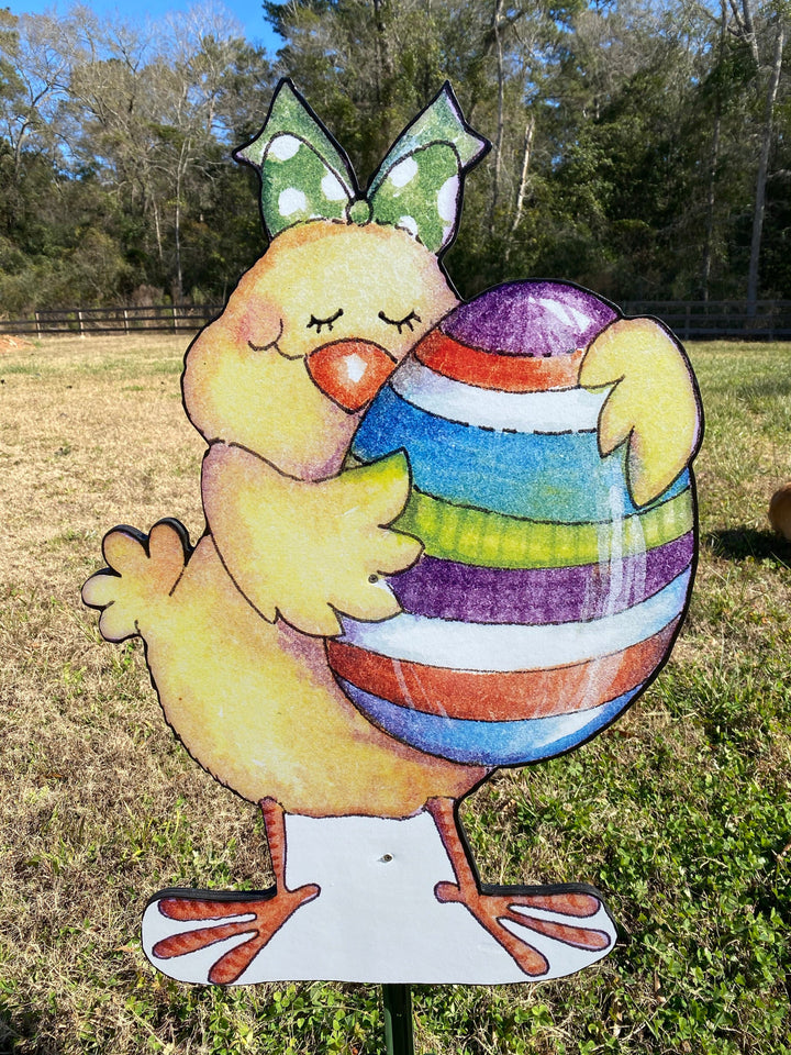 Easter Chick Hugs An Easter Egg Sign Outdoor Decoration