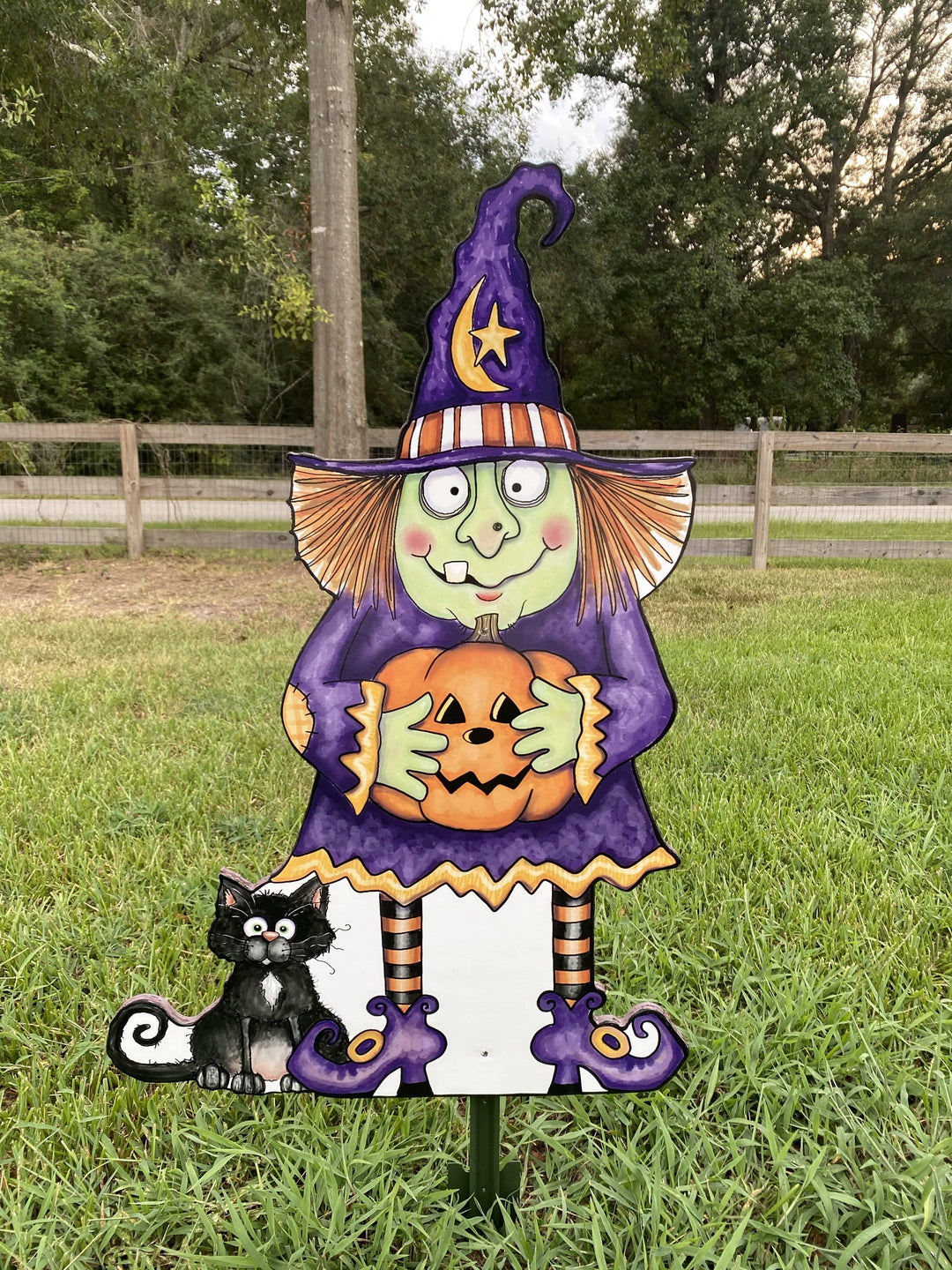 Wanda Witch Halloween Yard Art