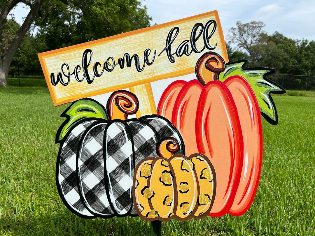 Welcome Fall Pumpkins Yard Art