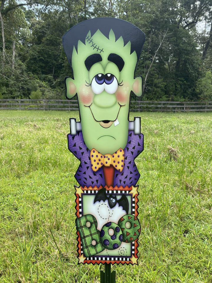 Frankenstein with Boo Halloween Yard Art